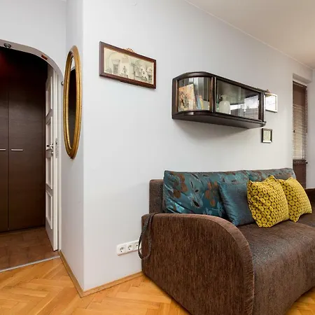 Muranow Cosy Apartment